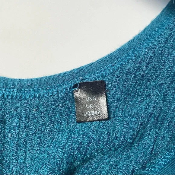 Urban Outfitters Crop Top - Picture 5 of 5